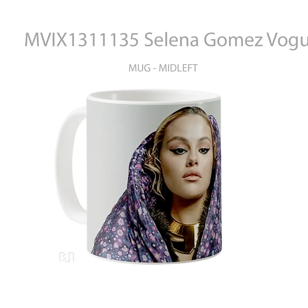 Mug Selena Gomez Vogue Singapore Gelas Selebriti - All-side / Desain