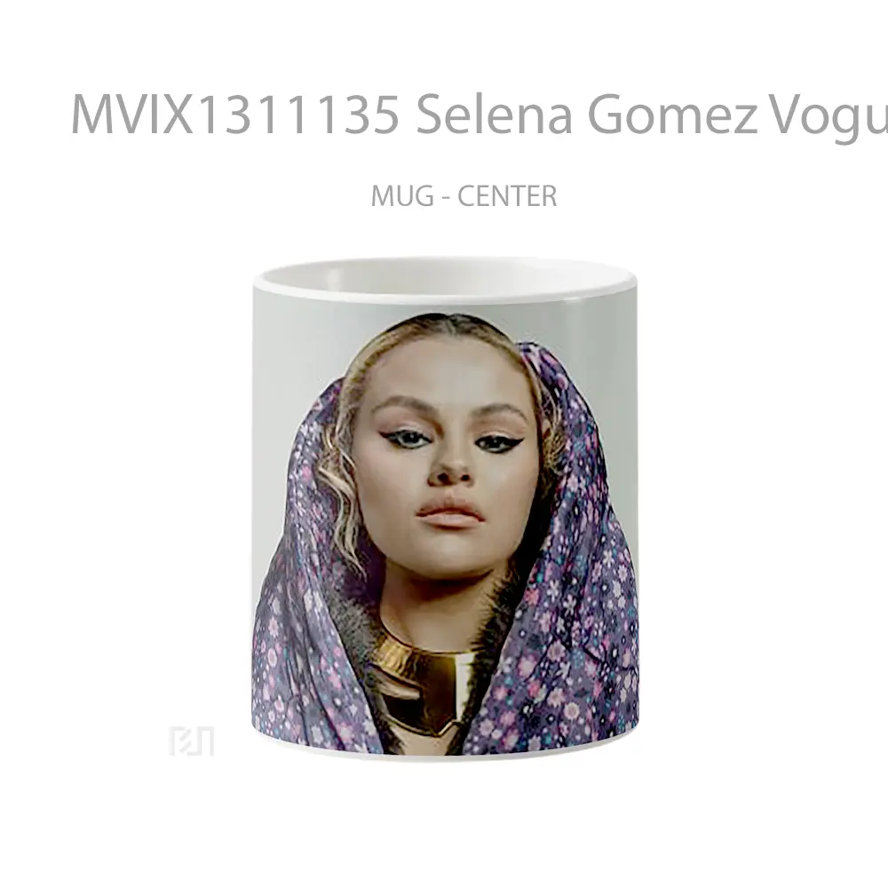 Mug Selena Gomez Vogue Singapore Gelas Selebriti