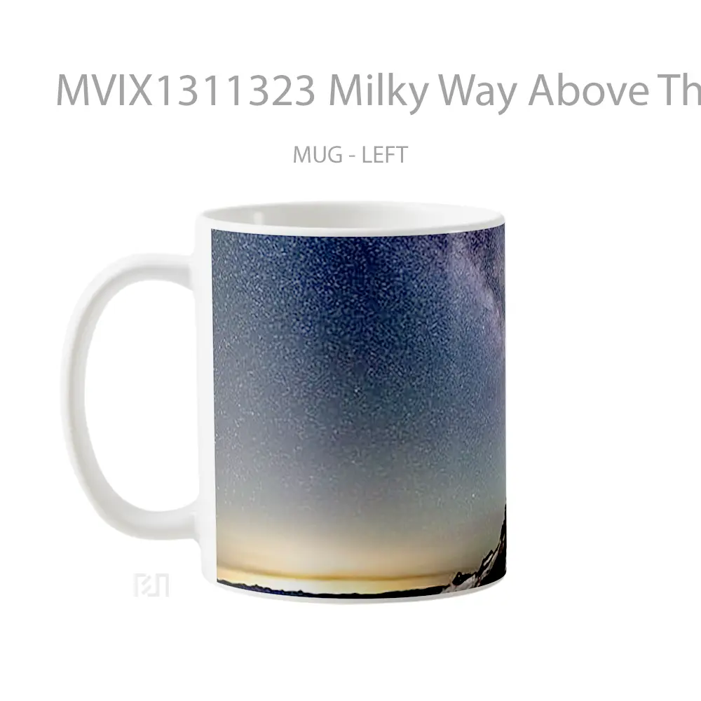 Mug Milky Way Above The Mountains Gelas Pemandangan Alam - All-side / Desain