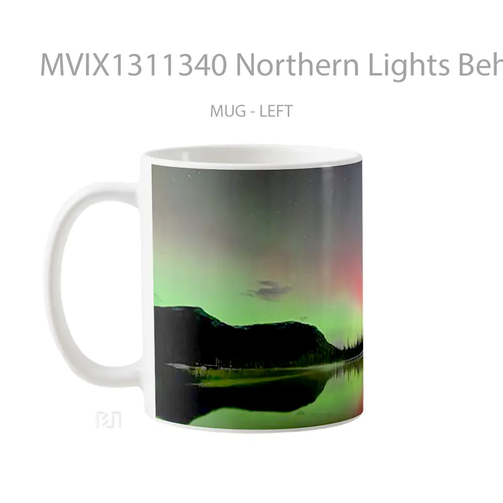Mug Northern Lights Behind Mountains And Lake Gelas Pemandangan Alam - All-side / Desain