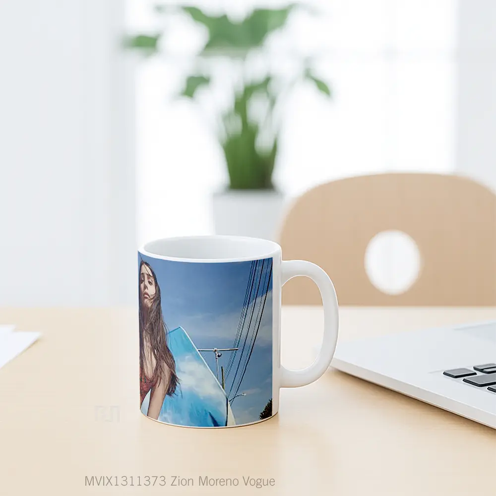 Mug Zion Moreno Vogue Gelas Keramik Unik - All-side / Desain