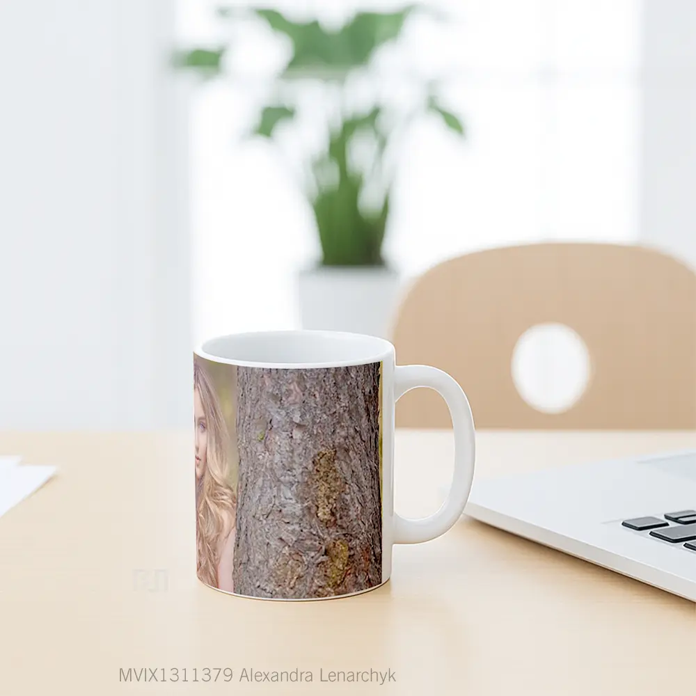 Mug Alexandra Lenarchyk Gelas Selebriti - All-side / Desain