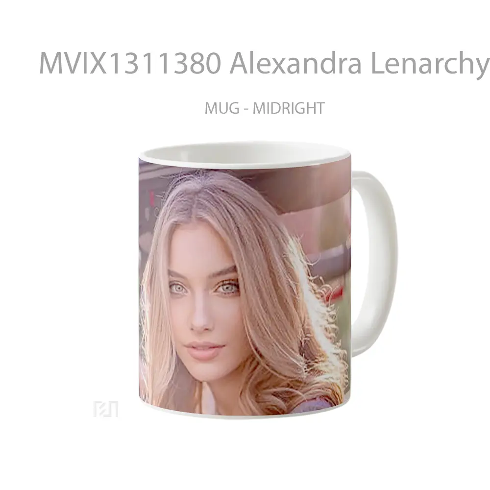 Mug Alexandra Lenarchyk In Car Cangkir Mobil - All-side / Desain