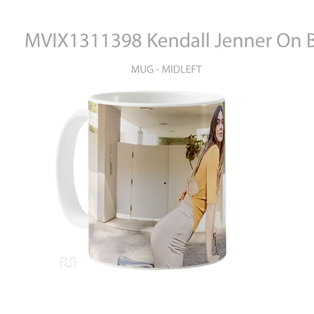 Mug Kendall Jenner On Bike Cangkir Mobil - All-side / Desain