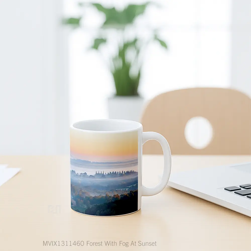Mug Forest With Fog At Sunset Gelas Pemandangan Alam - All-side / Desain