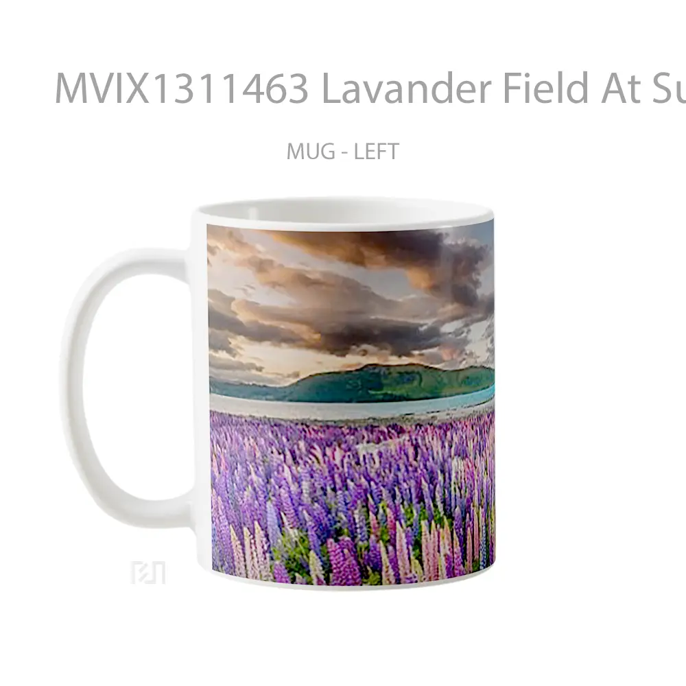 Mug Lavander Field At Sunlight In New Zeland Gelas Pemandangan Alam - All-side / Desain
