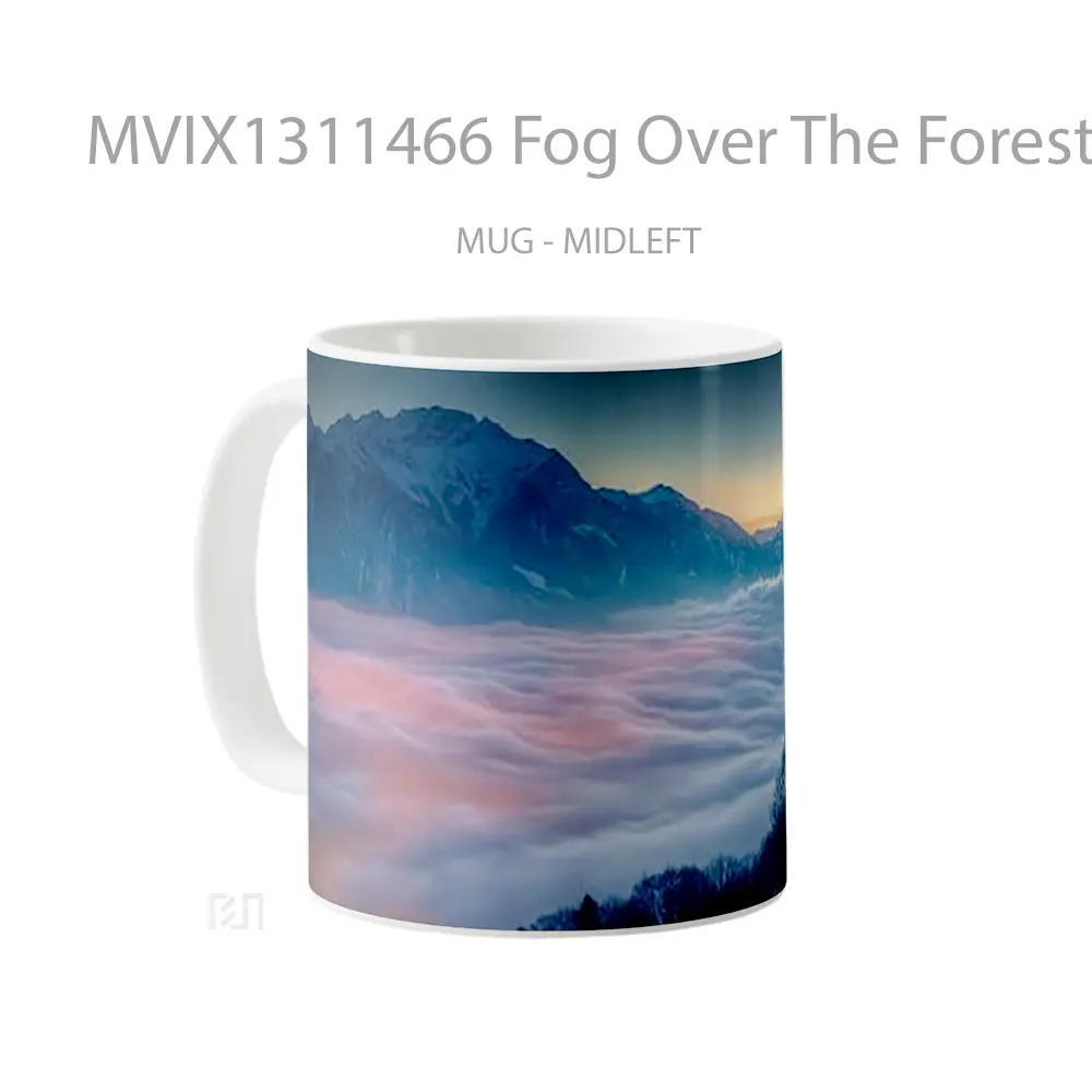 Mug Fog Over The Forest In The Mountains Gelas Pemandangan Alam - All-side / Desain
