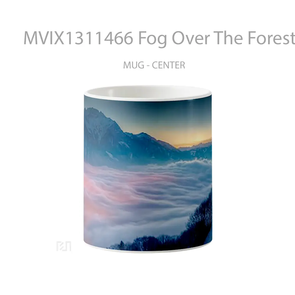 Mug Fog Over The Forest In The Mountains Gelas Pemandangan Alam