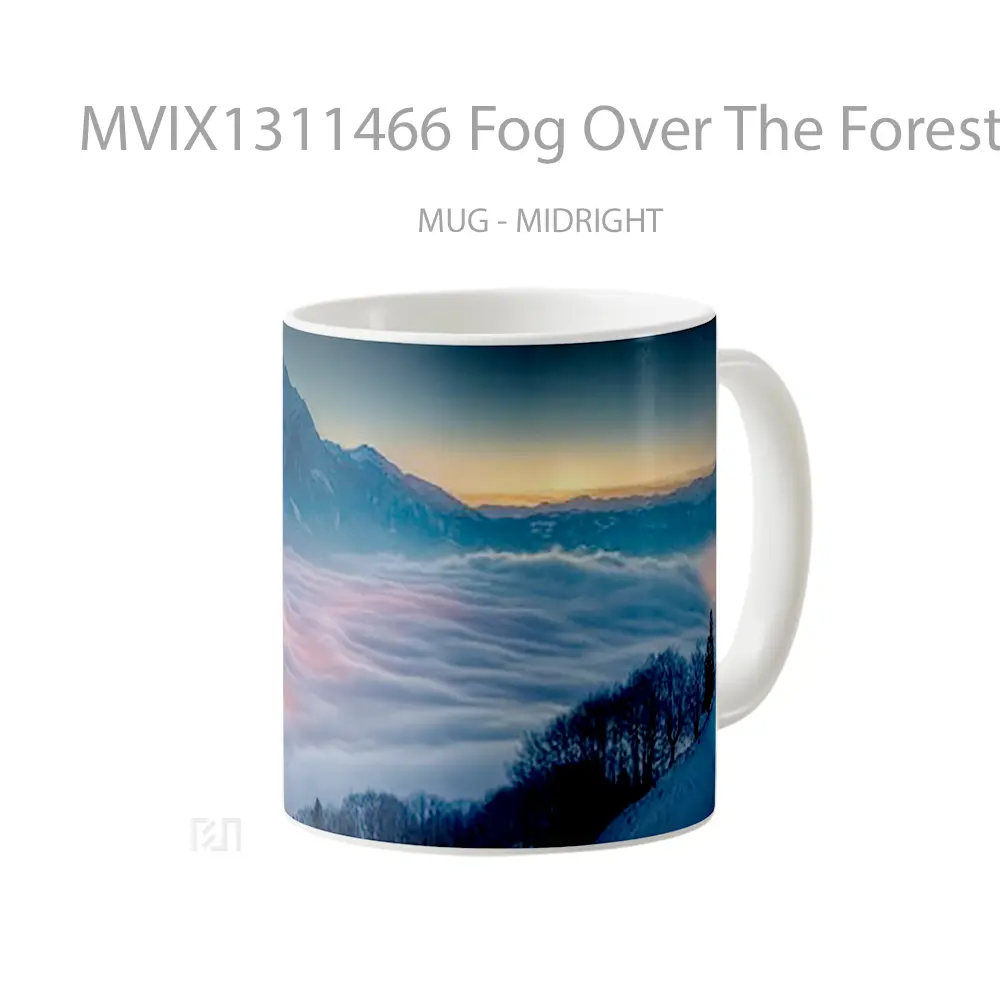Mug Fog Over The Forest In The Mountains Gelas Pemandangan Alam - All-side / Desain