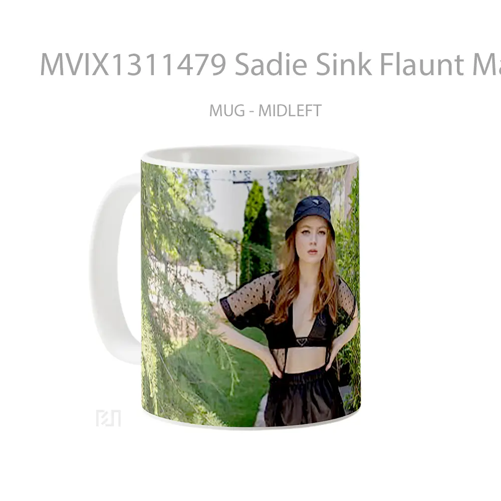 Mug Sadie Sink Flaunt Magazine Gelas Keramik Unik - All-side / Desain