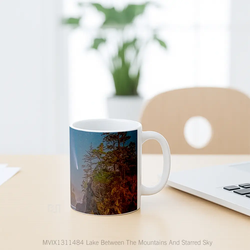 Mug Lake Between The Mountains And Starred Sky Gelas Pemandangan Alam - All-side / Desain