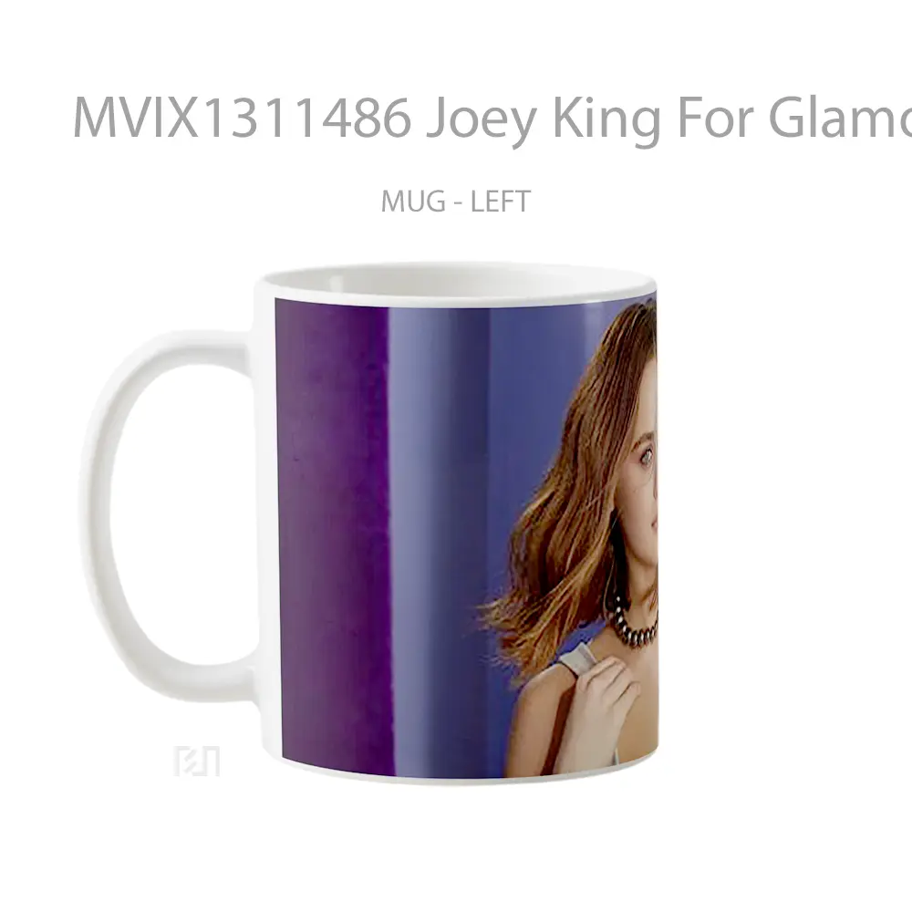 Mug Joey King For Glamour Mexico Gelas Keramik Unik - All-side / Desain