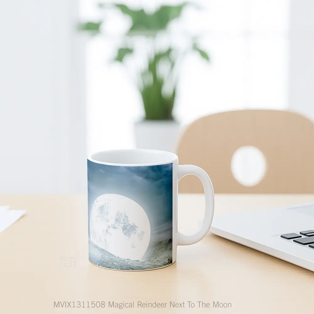 Mug Magical Reindeer Next To The Moon Gelas Hewan Lucu - All-side / Desain