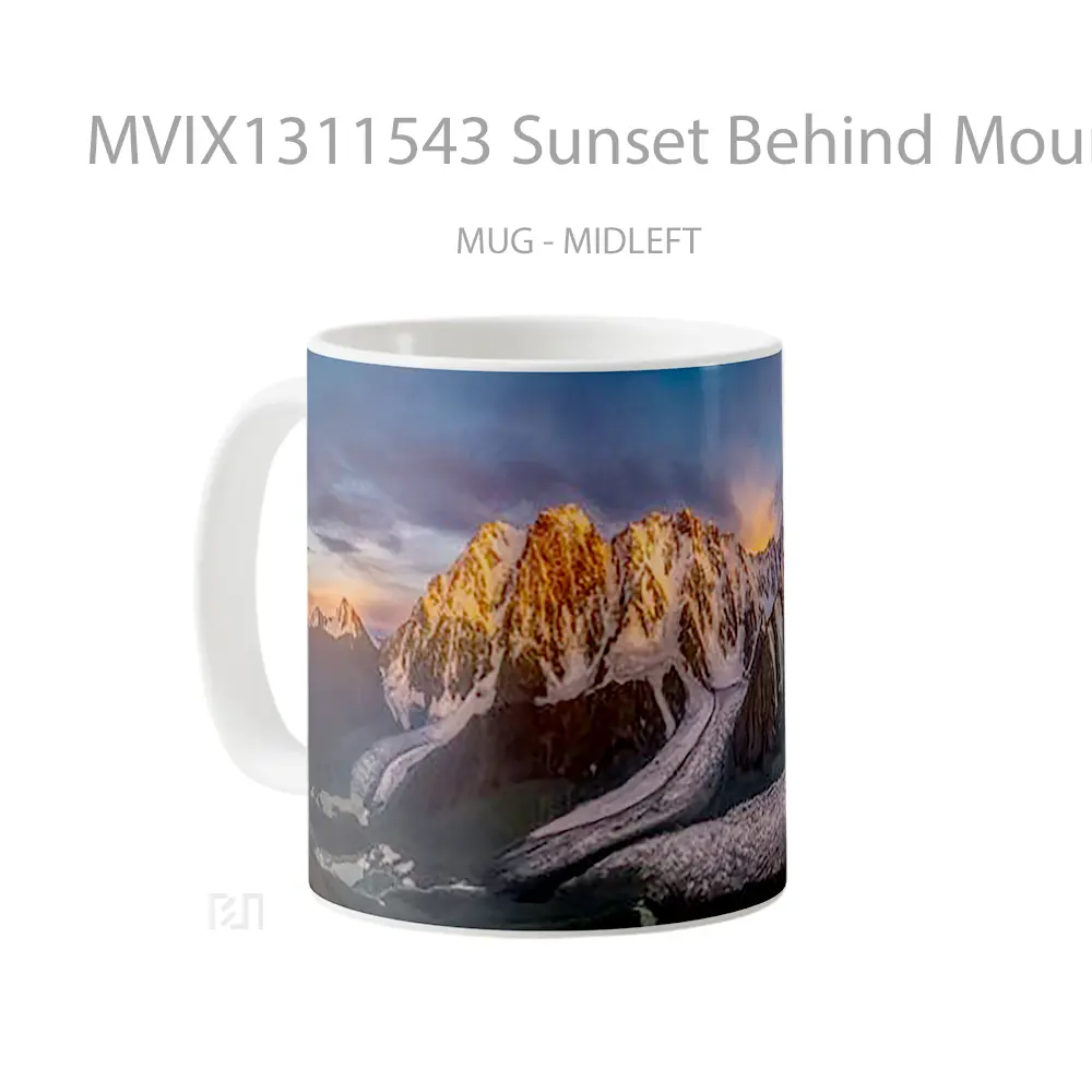 Mug Sunset Behind Mountains With Snow Gelas Pemandangan Alam - All-side / Desain