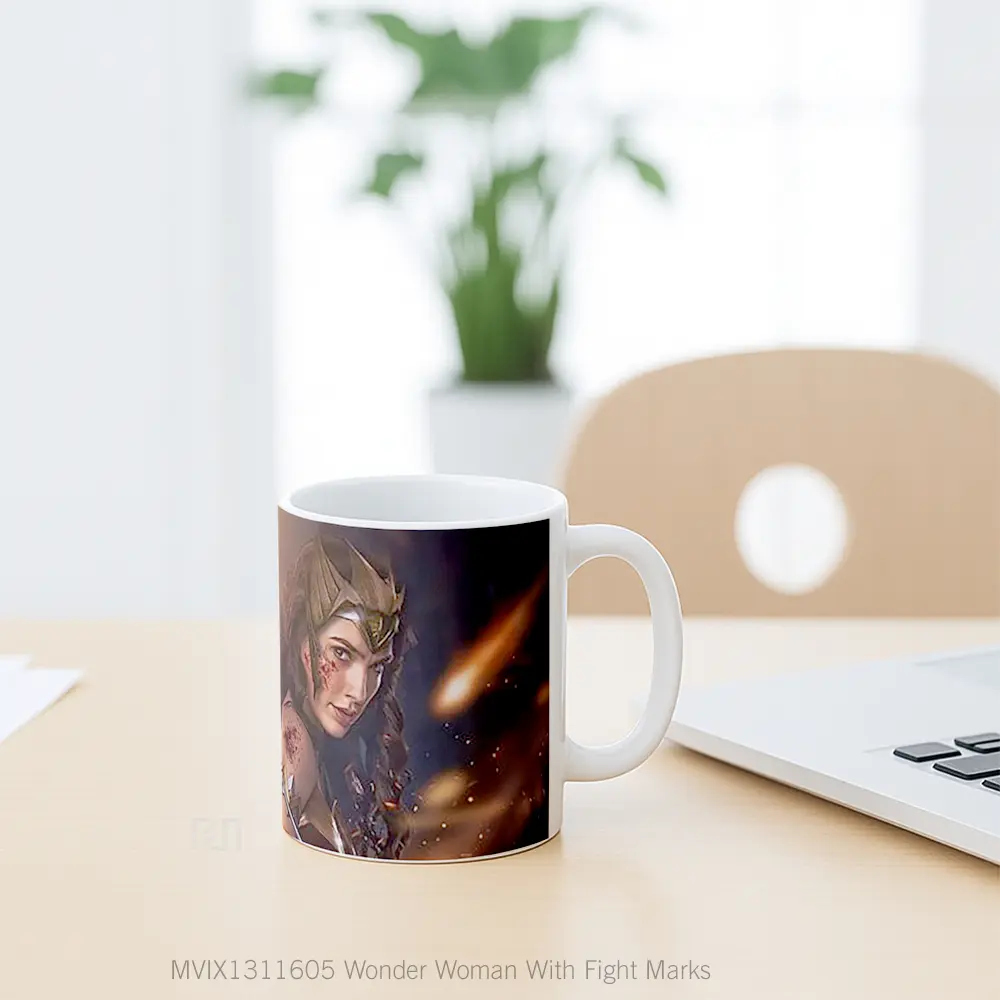 Mug Wonder Woman With Fight Marks Gelas Superhero - All-side / Desain