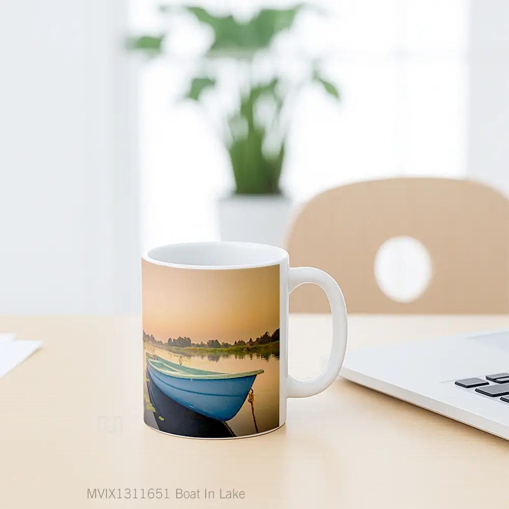 Mug Boat In Lake Gelas Pemandangan Alam - All-side / Desain