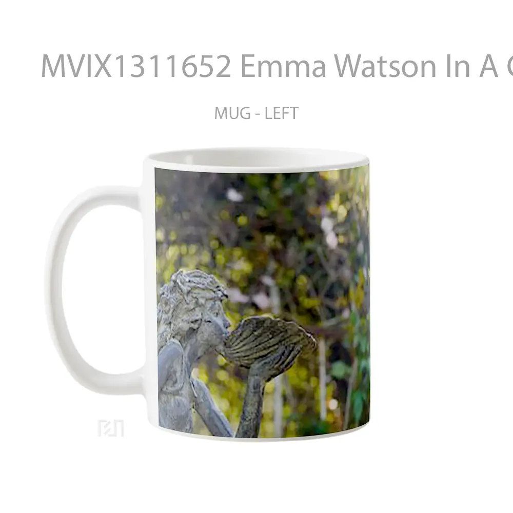 Mug Emma Watson In A Garden Gelas Selebriti - All-side / Desain