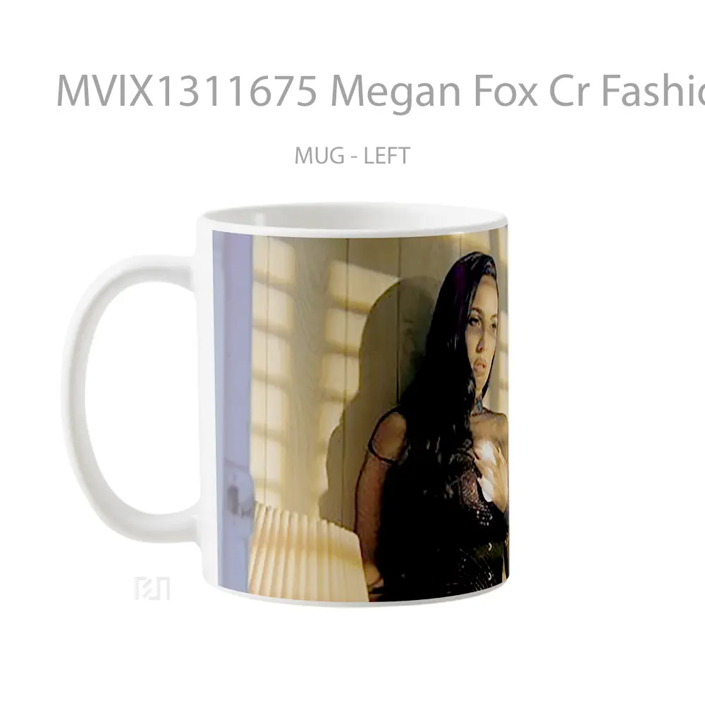 Mug Megan Fox Cr Fashion Book Gelas Selebriti - All-side / Desain