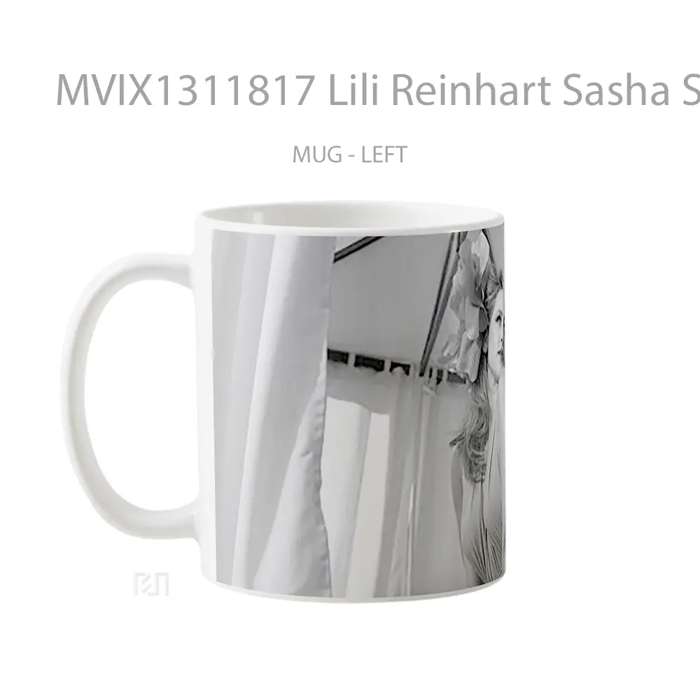 Mug Lili Reinhart Sasha Samsonova Photoshoot Gelas Keramik Unik - All-side / Desain
