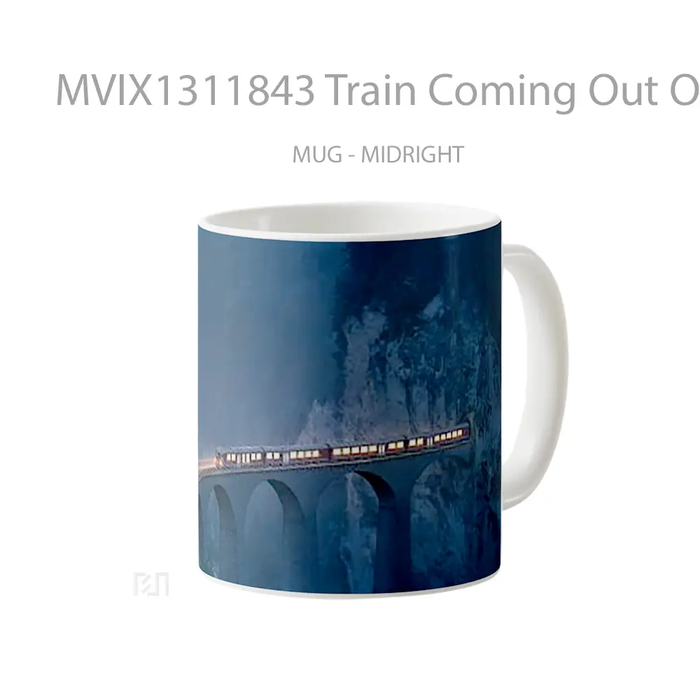 Mug Train Coming Out Of Tunnel Gelas Keramik Unik - All-side / Desain