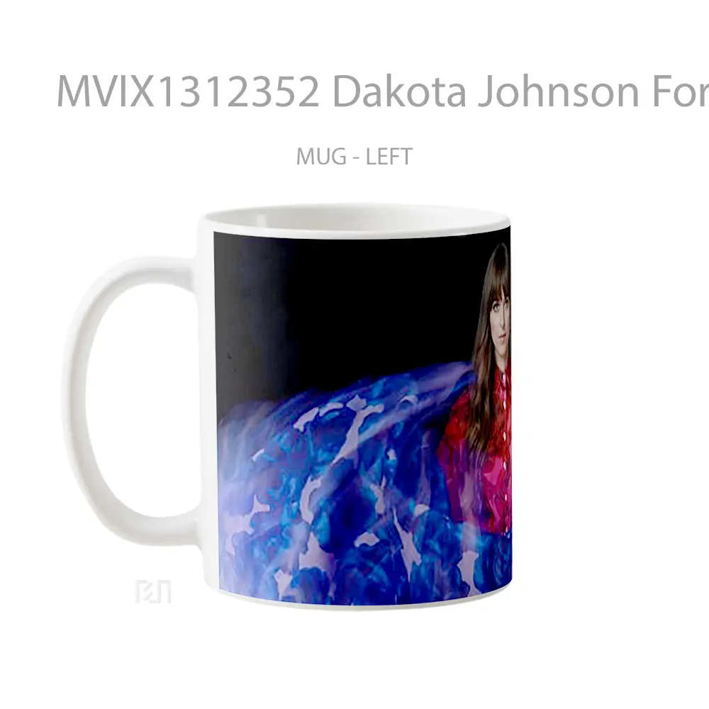 Mug Dakota Johnson For Town And Country Gelas Keramik Unik - All-side / Desain