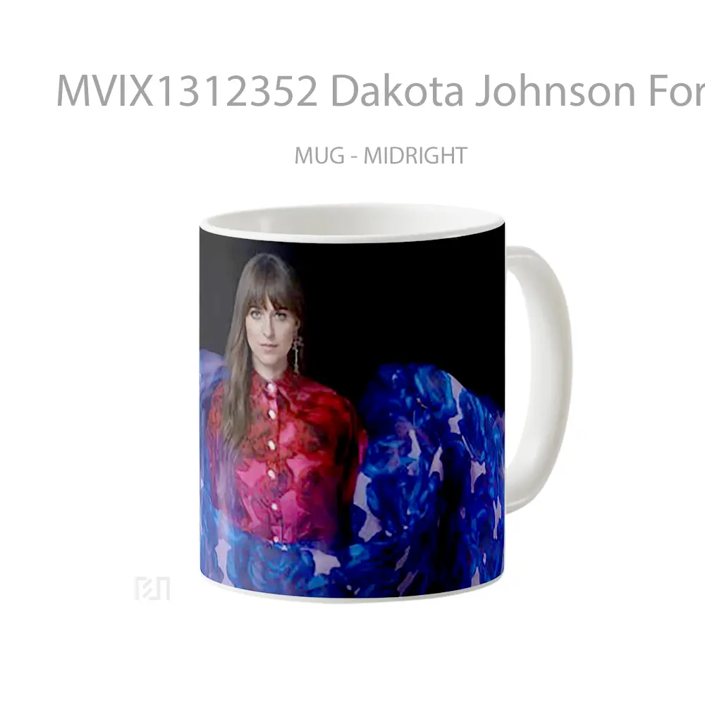 Mug Dakota Johnson For Town And Country Gelas Keramik Unik - All-side / Desain