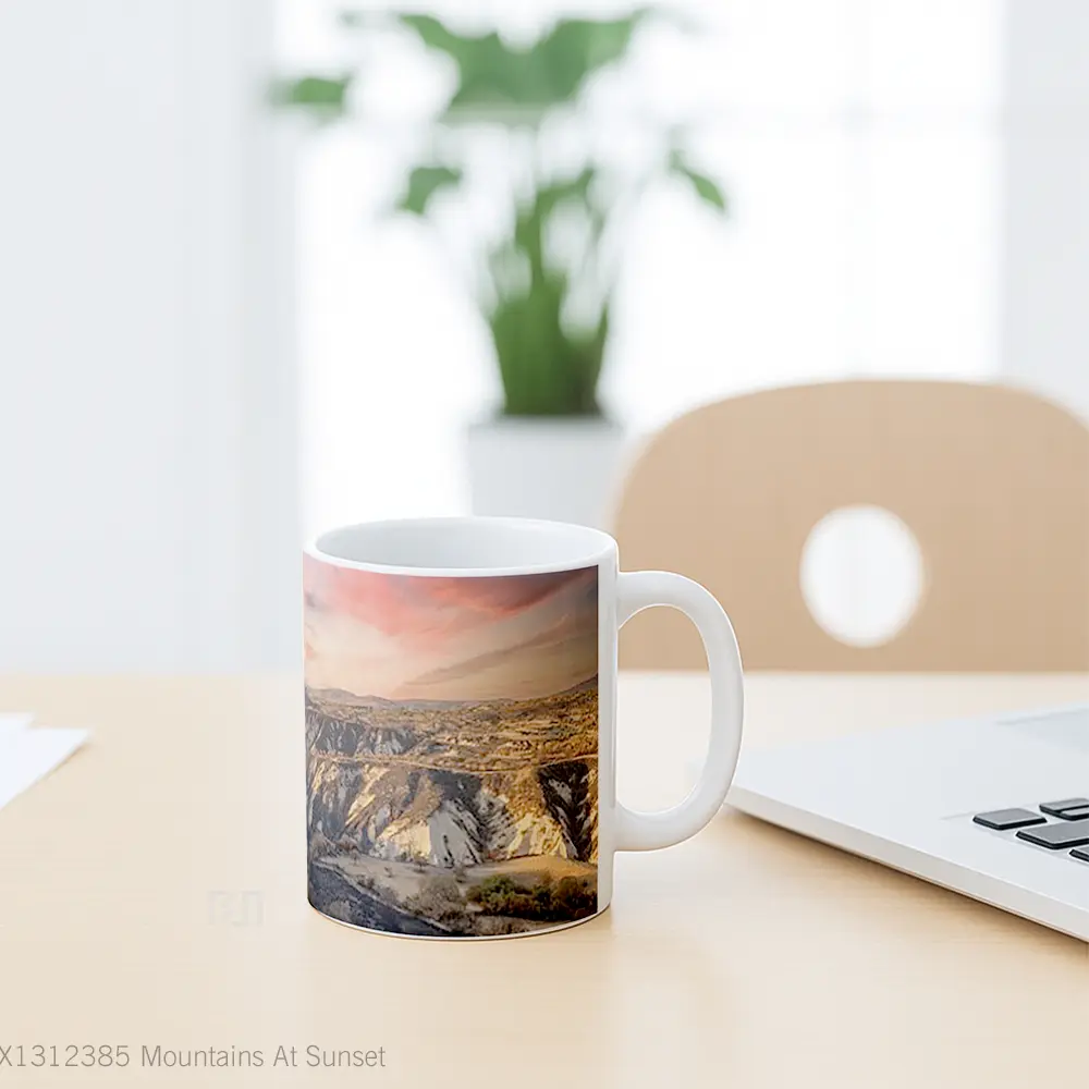 Mug Mountains At Sunset Gelas Pemandangan Alam - All-side / Desain