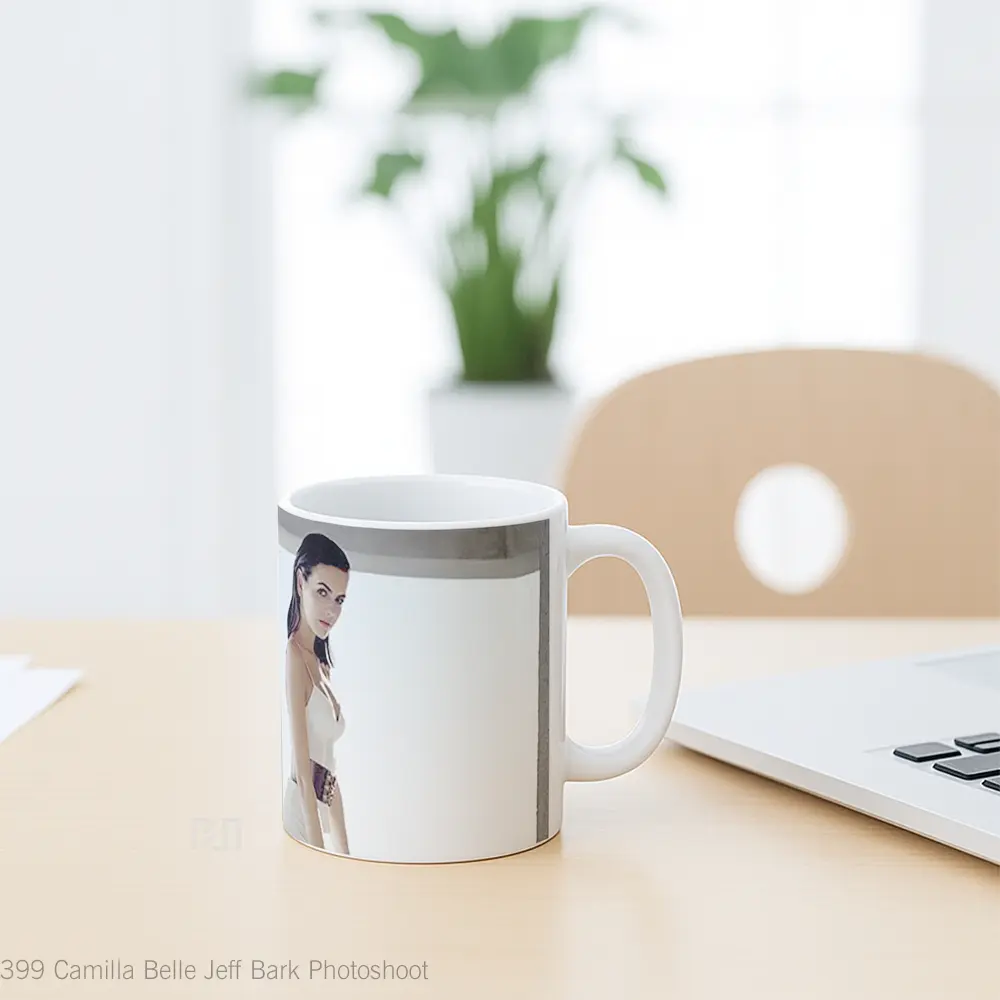 Mug Camilla Belle Jeff Bark Photoshoot Gelas Keramik Unik - All-side / Desain