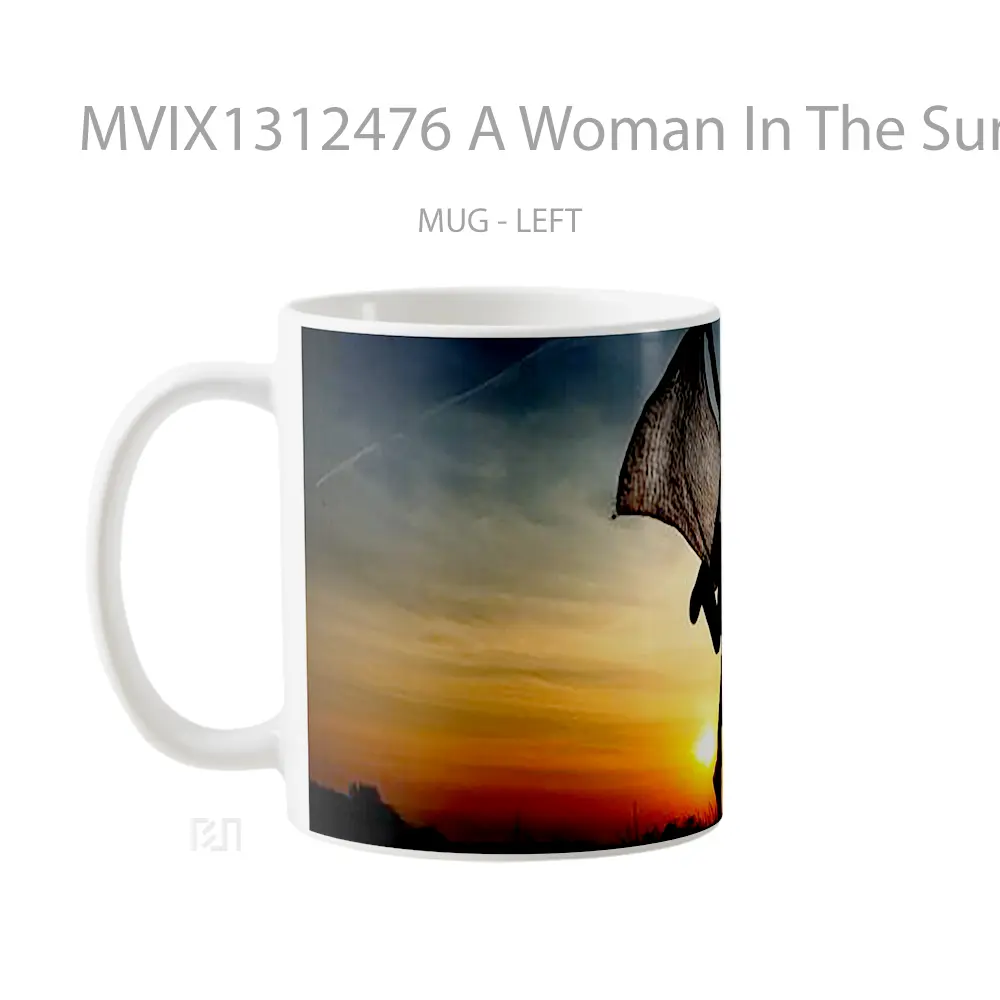 Mug A Woman In The Sunset Gelas Pemandangan Alam - All-side / Desain