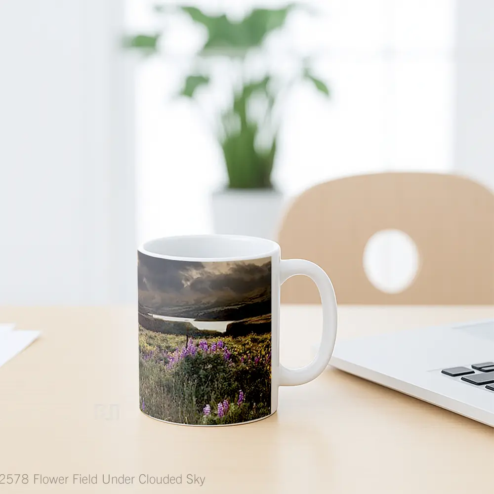 Mug Flower Field Under Clouded Sky Gelas Pemandangan Alam - All-side / Desain