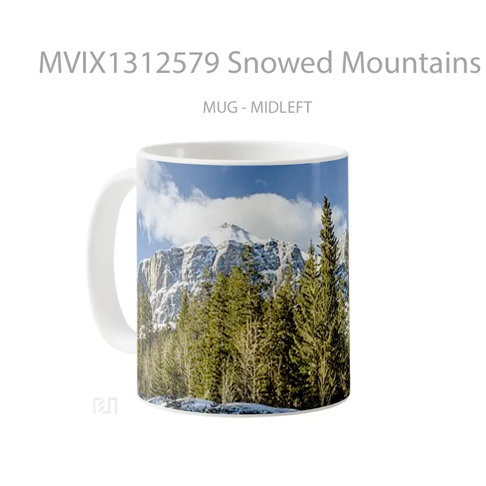Mug Snowed Mountains Behind Pine Trees Gelas Pemandangan Alam - All-side / Desain