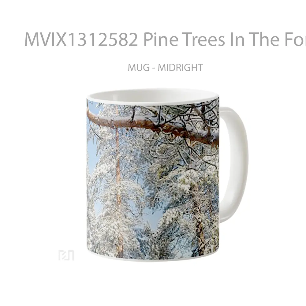 Mug Pine Trees In The Forest During The Winter Gelas Pemandangan Alam - All-side / Desain