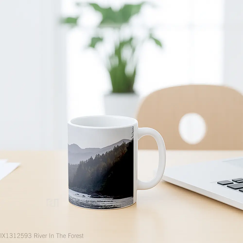 Mug River In The Forest Gelas Pemandangan Alam - All-side / Desain