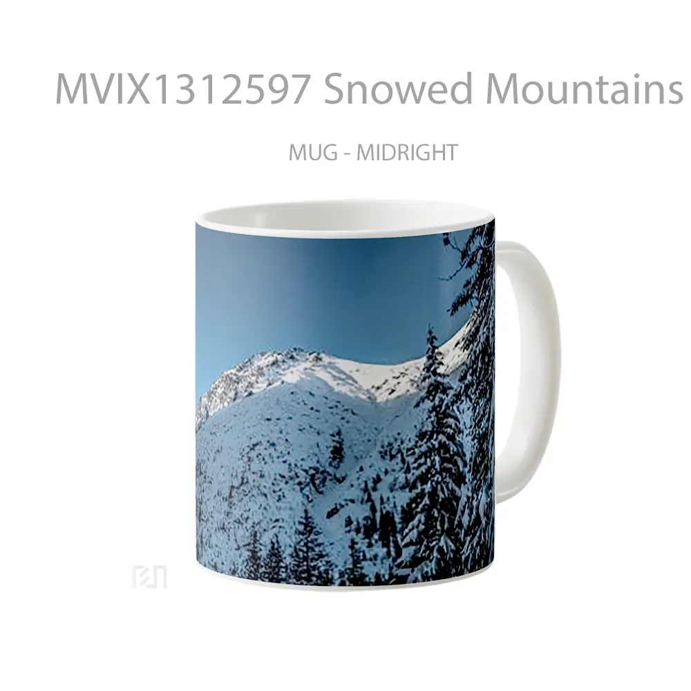 Mug Snowed Mountains In The Forest Gelas Pemandangan Alam - All-side / Desain