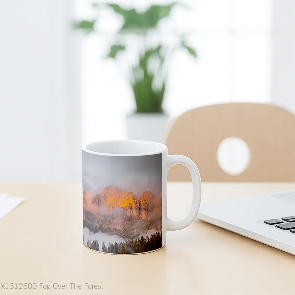 Mug Fog Over The Forest Gelas Pemandangan Alam - All-side / Desain