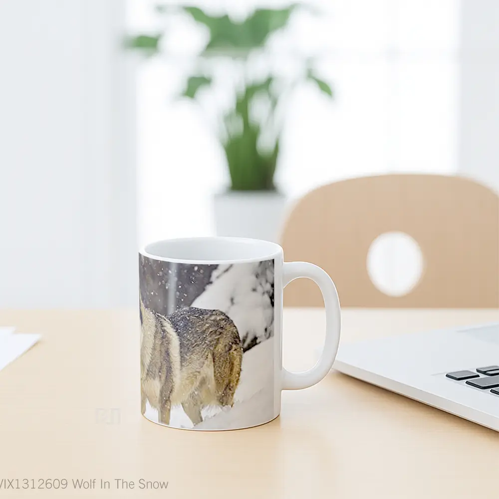 Mug Wolf In The Snow Gelas Hewan Lucu - All-side / Desain