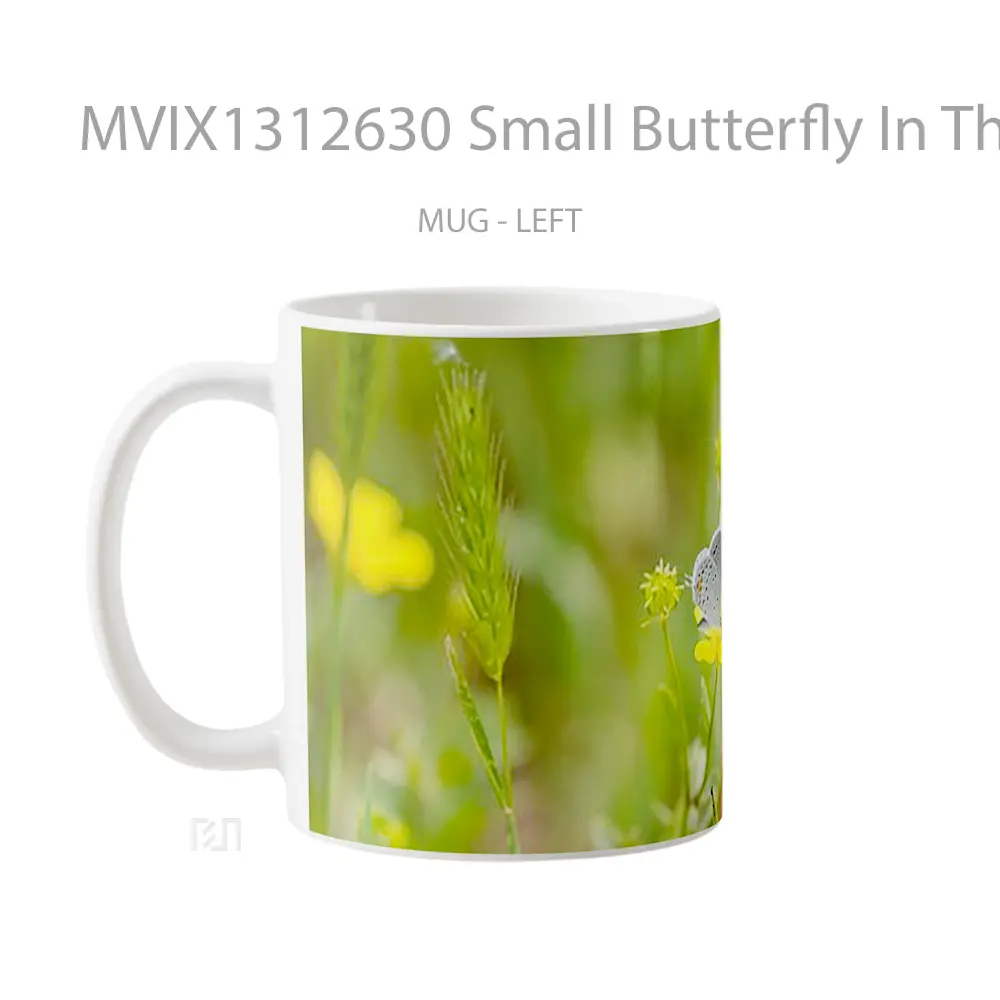 Mug Small Butterfly In The Fields Gelas Hewan Lucu - All-side / Desain
