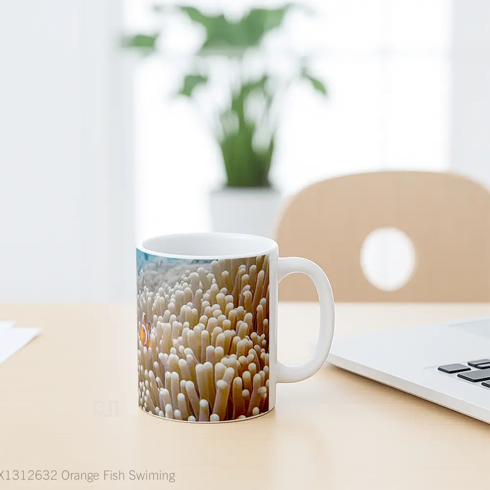 Mug Orange Fish Swiming Gelas Hewan Lucu - All-side / Desain