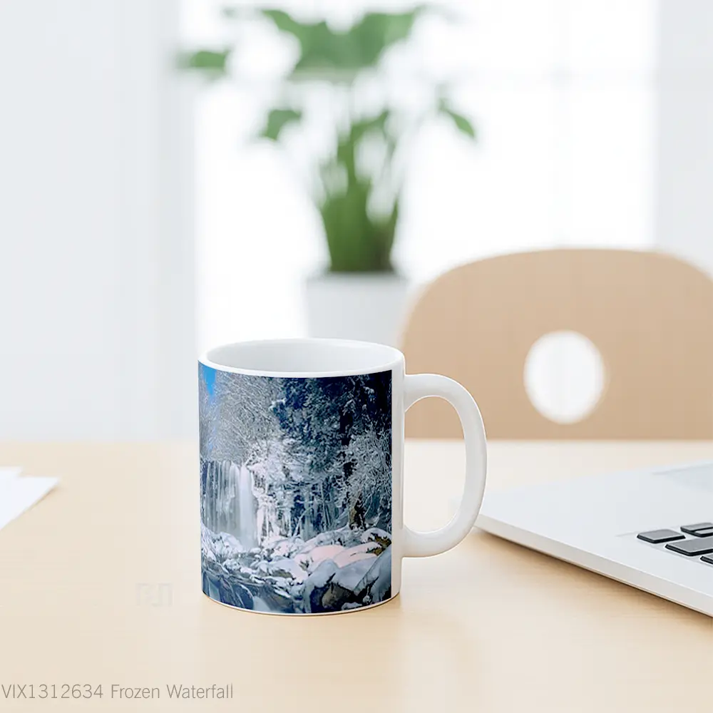 Mug Frozen Waterfall Gelas Pemandangan Alam - All-side / Desain