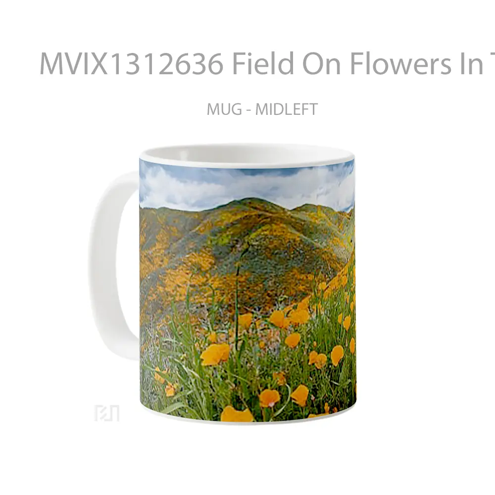 Mug Field On Flowers In The Mountains Gelas Pemandangan Alam - All-side / Desain