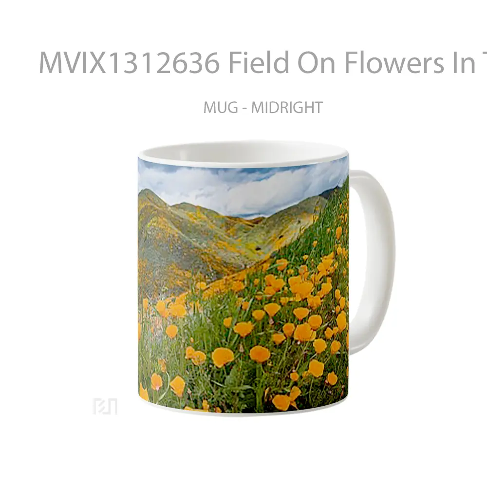 Mug Field On Flowers In The Mountains Gelas Pemandangan Alam - All-side / Desain