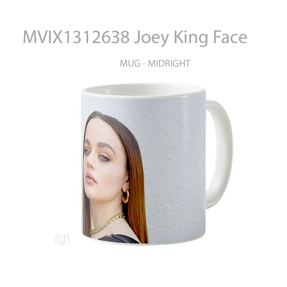 Mug Joey King Face Gelas Keramik Unik - All-side / Desain