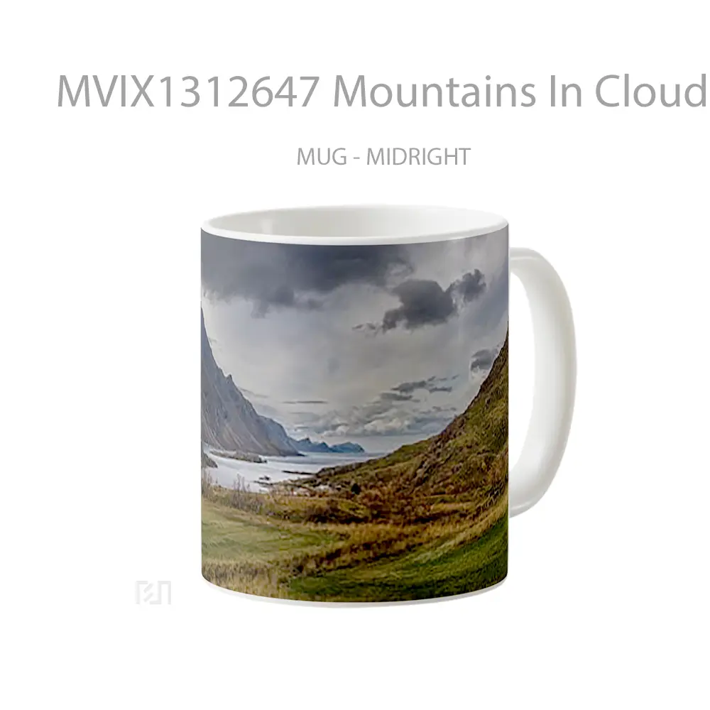 Mug Mountains In Clouded Landscape Gelas Pemandangan Alam - All-side / Desain