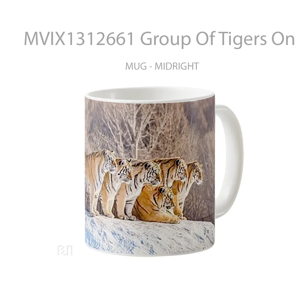 Mug Group Of Tigers On Snowed Mountain Gelas Hewan Lucu - All-side / Desain