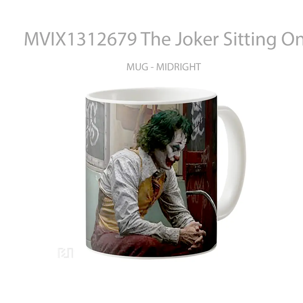 Mug The Joker Sitting On The Train Gelas Superhero - All-side / Desain