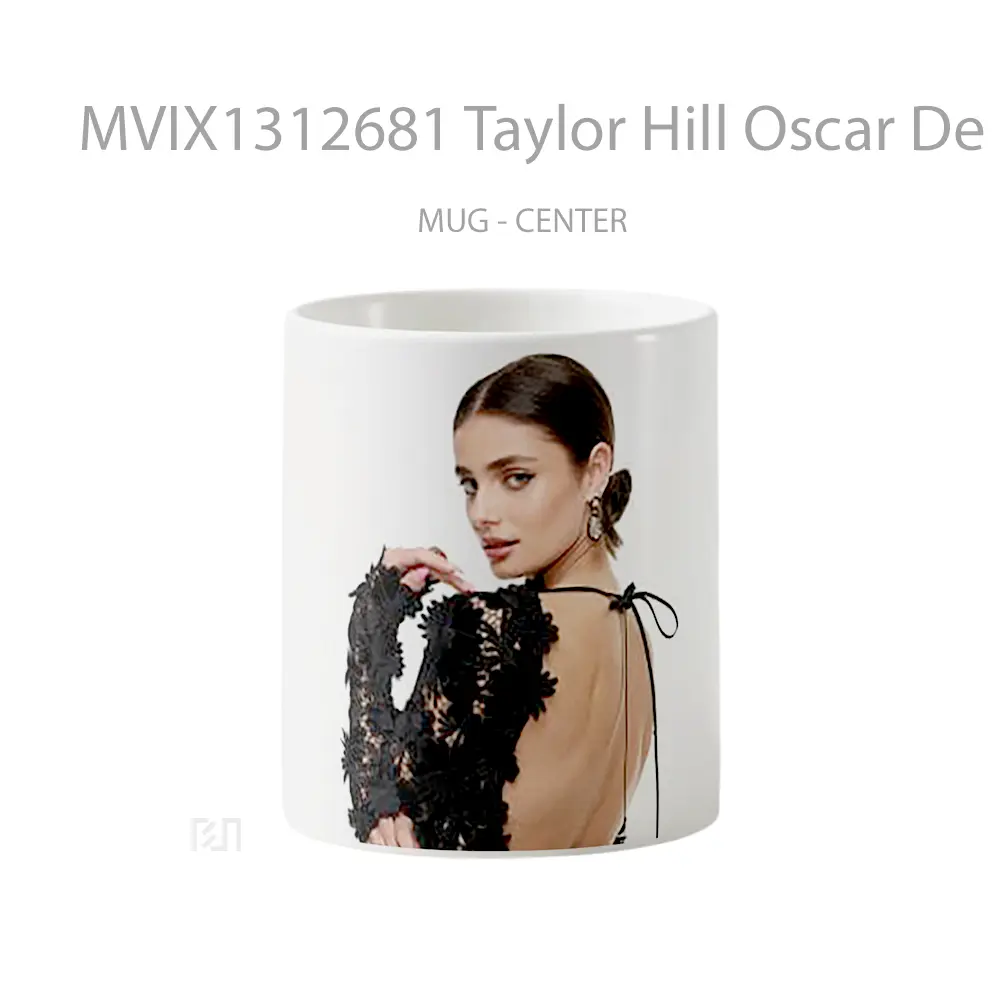 Mug Taylor Hill Oscar De La Renta Gelas Selebriti