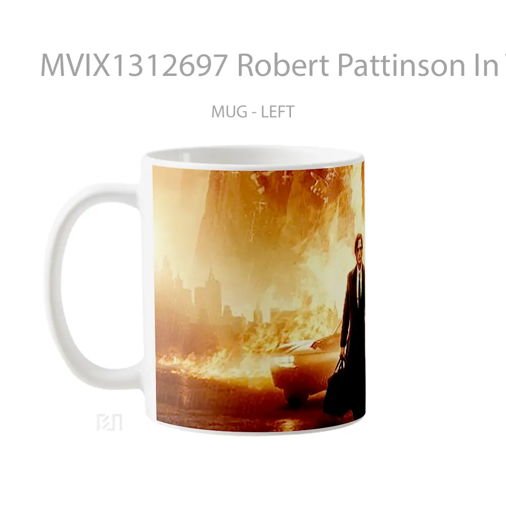 Mug Robert Pattinson In The Batman 2022 Gelas Superhero - All-side / Desain