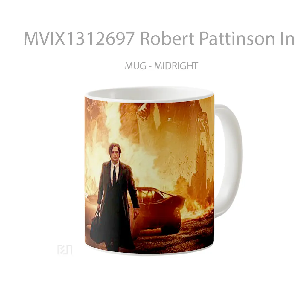 Mug Robert Pattinson In The Batman 2022 Gelas Superhero - All-side / Desain