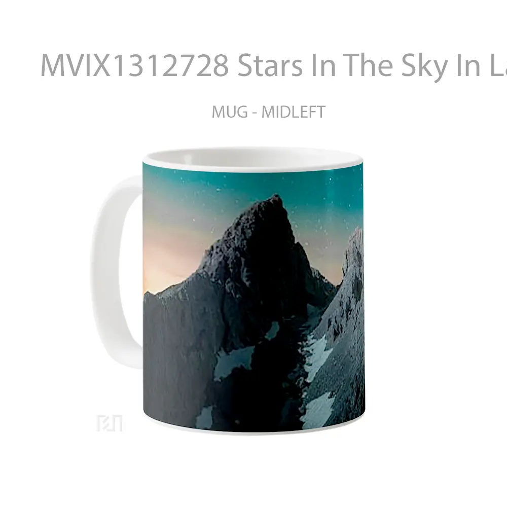 Mug Stars In The Sky In Landscape With Mountains Gelas Pemandangan Alam - All-side / Desain