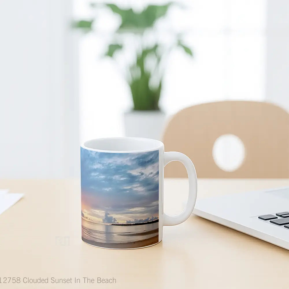 Mug Clouded Sunset In The Beach Gelas Pemandangan Alam - All-side / Desain